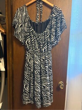 Black and White Zebra Print Midi Dress